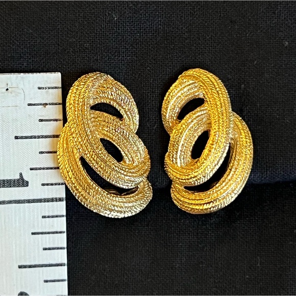 Monet Clip-on Earrings - Picture 5 of 8